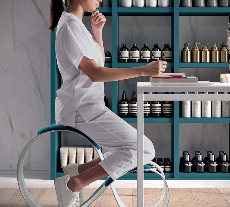 Moon Kneeling Chair